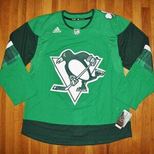 Adidas Pittsburgh Penguins St Patrick's Day Hockey Jersey Size 54 Green